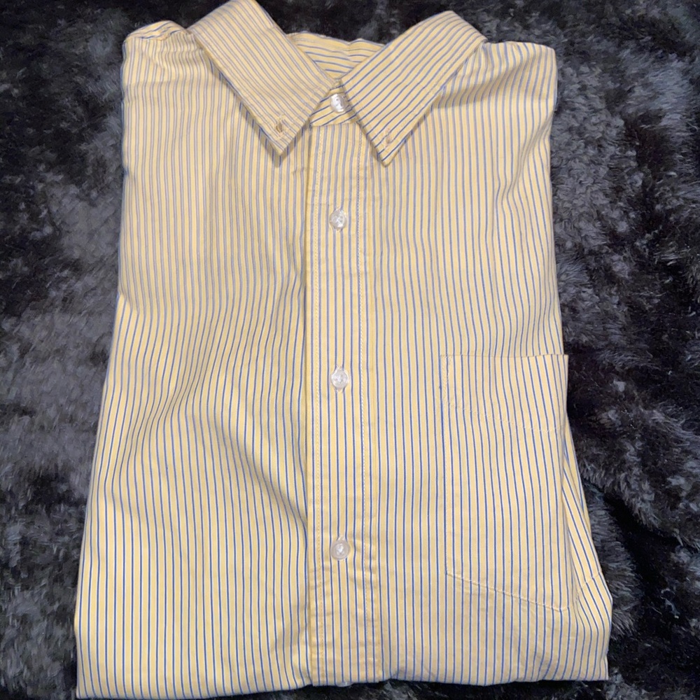 Men’s long sleeve button down